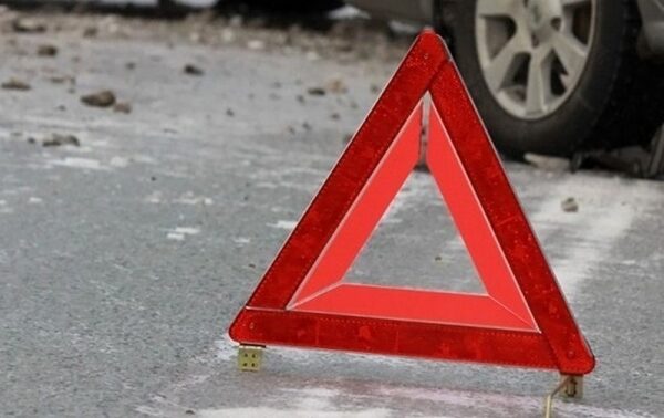 В Черниговской область легковушка влетела в микроавтобус: 11 пострадавших В Черниговской область легковушка влетела в микроавтобус: 11 пострадавших