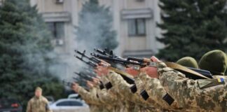 В Одессе депутаты собрались на внеочередную сессию, чтобы выделить деньги на тероборону