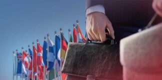 Почему иностранцы уезжают из Украины: эксперты дали ответ