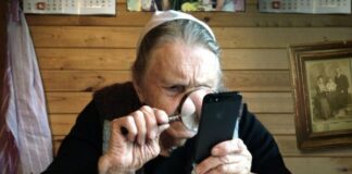 Продать не получится: в Минцифры придумали ограничения для получателей смартфонов за вакцинацию