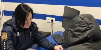 Побила из-за отказа одеваться: в Одесской области воспитательница пытала шестилетнего мальчика