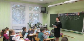 Русский во время онлайн-урока в школе английского в Одессе: родители заявили о скандале