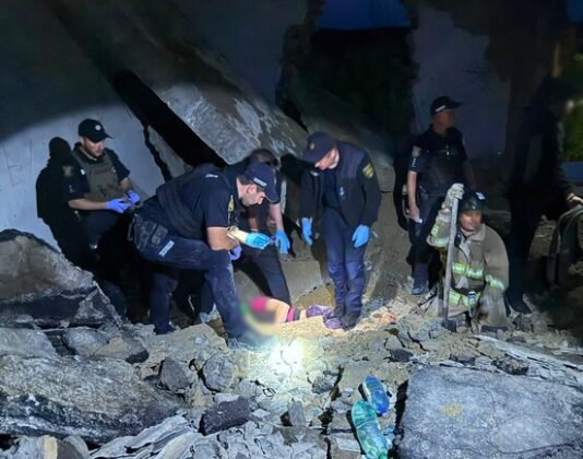 На Одесчине в заброшенном здании упала плита: привалила мужчину